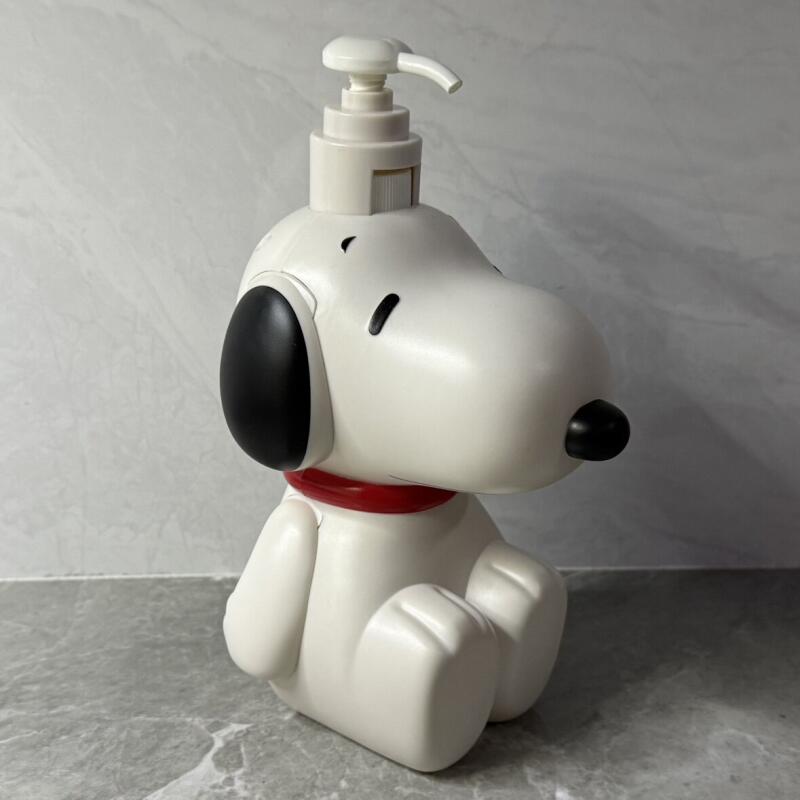 Kawaii Snoopy Dispenser Bottle - Home Goods Bathroom Decor recension och pris
