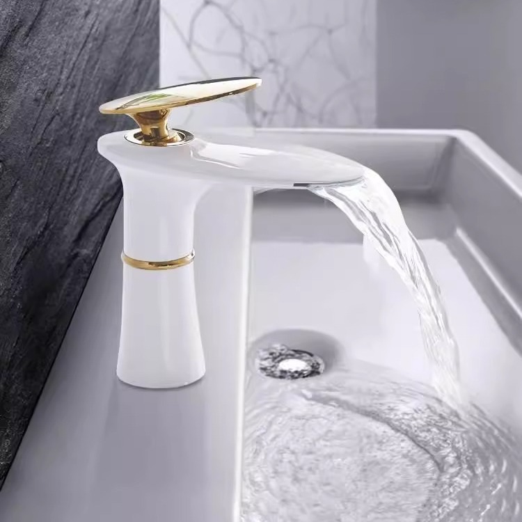 Waterfall Basin Faucet White G - Home Hardware Bathroom Sinks recension och pris